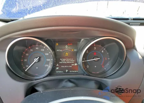 2017 Jaguar Xe Premium z USA, uszkodzony, nr VIN SAJAJ4BN6HA971951